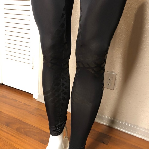 Mens athletic tights size small. - Picture 2 of 9